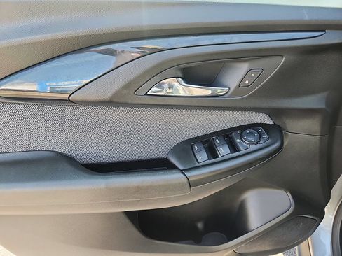 Certified 2023 Chevrolet TrailBlazer LT w/ Driver Confidence Package FWD image 12