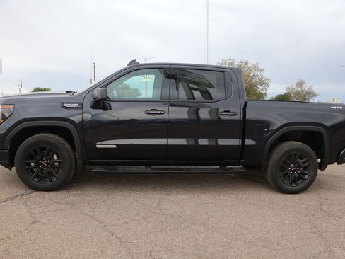 New 2026 GMC Sierra 1500 Elevation w/ LPO, Elevation Black Package image 4