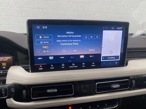 Used 2022 Lincoln Nautilus Black Label w/ Cargo Utility Package image 10