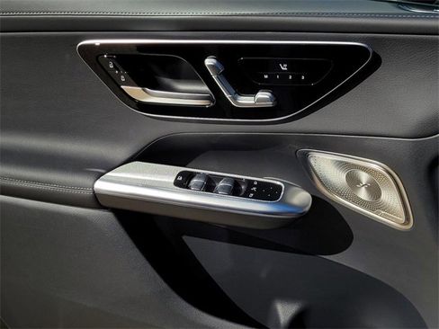 Certified 2025 Mercedes-Benz GLC 350e 4MATIC image 21