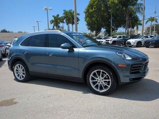 Used 2020 Porsche Cayenne AWD/4WD video 1