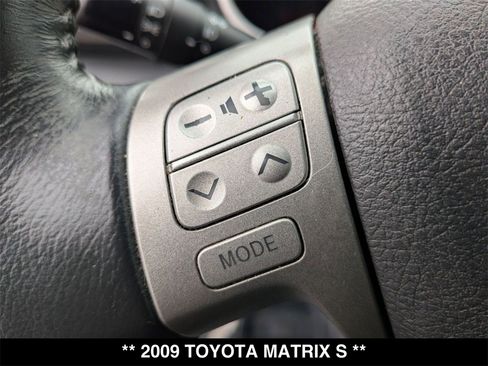 Used 2009 Toyota Matrix S image 18
