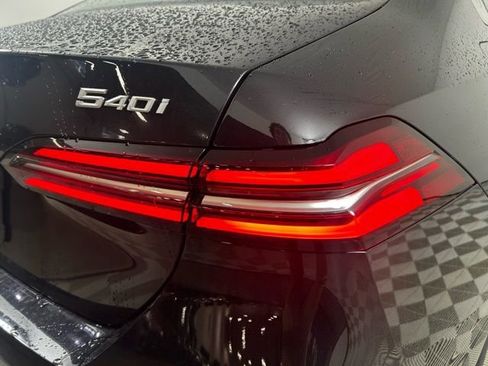 New 2026 BMW 540i xDrive w/ Executive Package image 34