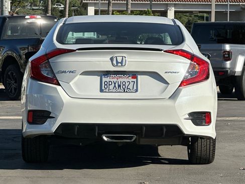 Used 2020 Honda Civic Sport image 5