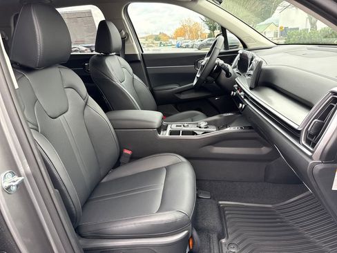 New 2026 Kia Sorento EX image 11
