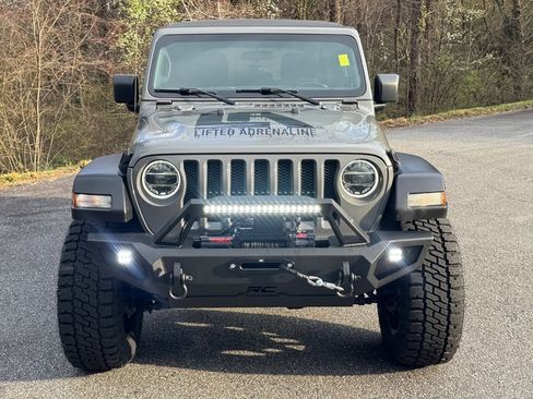 Used 2021 Jeep Wrangler Unlimited Sport image 3