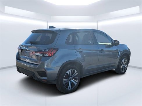 Used 2024 Mitsubishi Outlander Sport AWD image 3