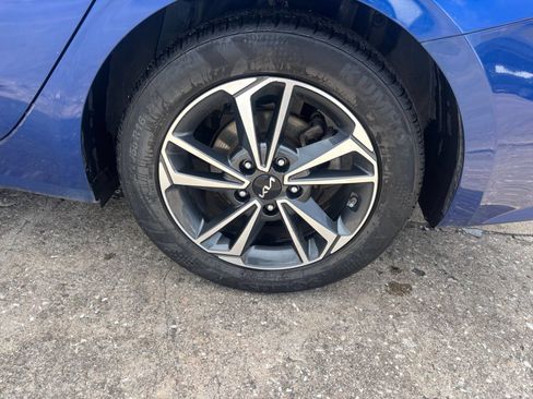 Used 2024 Kia Forte LXS FWD image 28