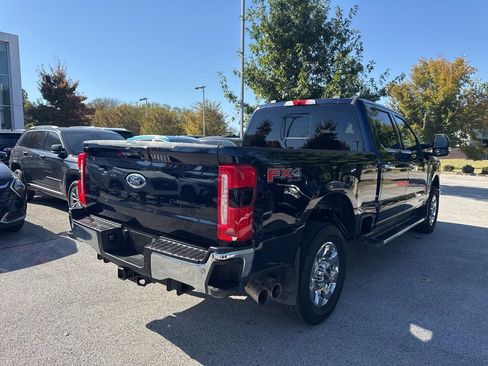 Used 2023 Ford F250 Lariat w/ Chrome Package image 8