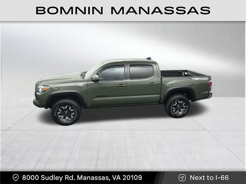 Used 2021 Toyota Tacoma TRD Off-Road image 19