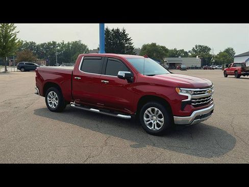 Used 2023 Chevrolet Silverado 1500 LTZ w/ LTZ Premium Package AWD/4WD image 30