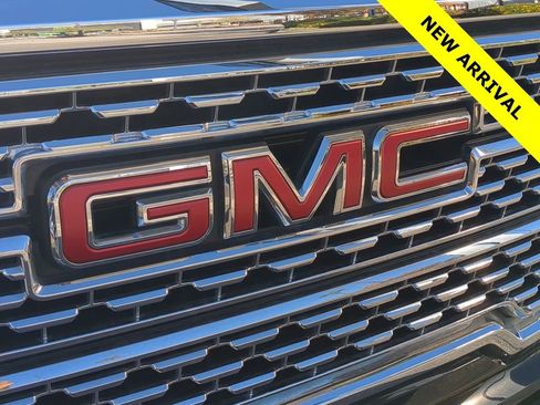 Used 2022 GMC Sierra 1500 Denali w/ Denali Premium Package image 34
