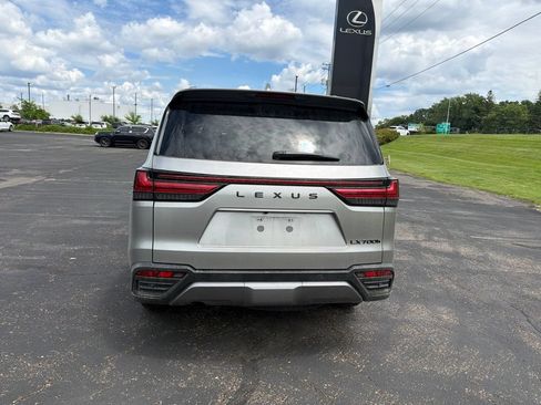Used 2025 Lexus LX 700h Luxury w/ Appearance Package AWD/4WD image 24