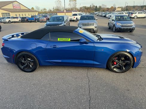Used 2020 Chevrolet Camaro LT image 4