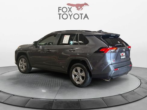 Used 2025 Toyota RAV4 XLE w/ Convenience Package AWD/4WD image 4