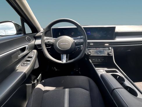 Used 2024 Hyundai Sonata SEL FWD image 8