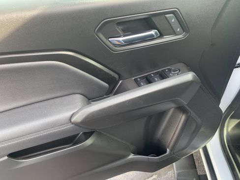 Used 2024 GMC Canyon Elevation w/ Convenience Package image 13