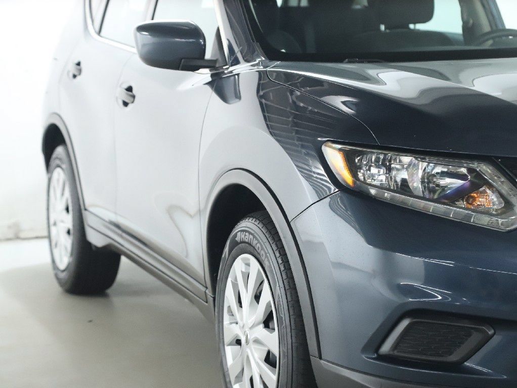 Used 2016 Nissan Rogue S FWD image 10