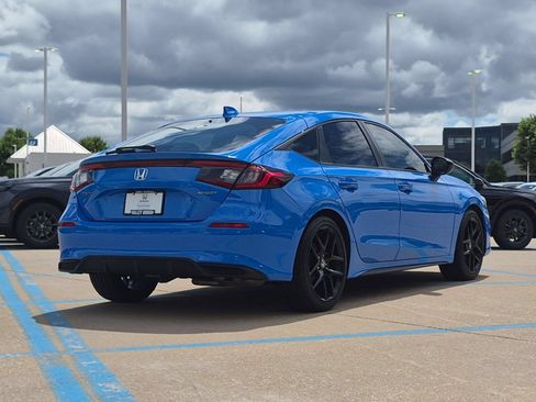 Used 2022 Honda Civic Sport image 6
