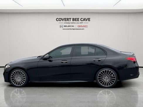 Used 2024 Mercedes-Benz C 300 Sedan image 4