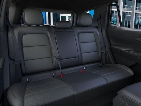 New 2026 Chevrolet Equinox LT w/ Convenience Package II FWD image 17