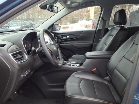 Used 2024 Chevrolet Equinox Premier image 11