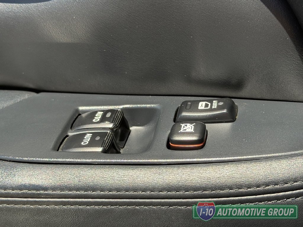 Used 2008 Lexus SC 430 Convertible w/ Preferred Accessory Pkg RWD image 17