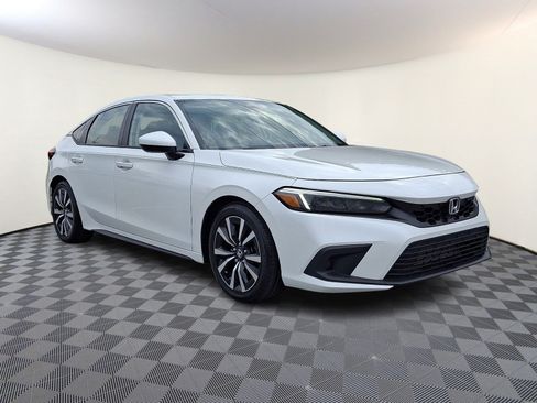 Used 2024 Honda Civic EX-L image 1