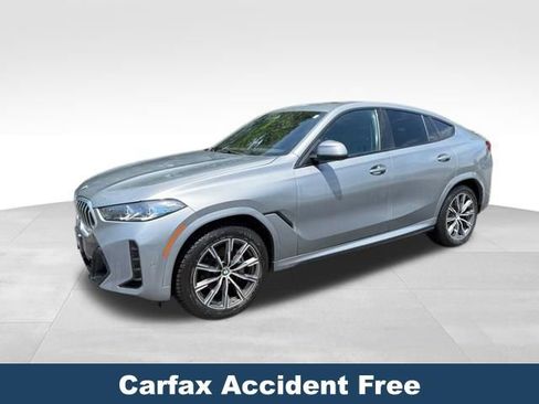 Used 2025 BMW X6 xDrive40i AWD/4WD image 3
