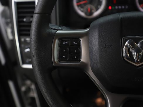 Used 2022 RAM 1500 Classic SLT w/ Protection Group AWD/4WD image 19
