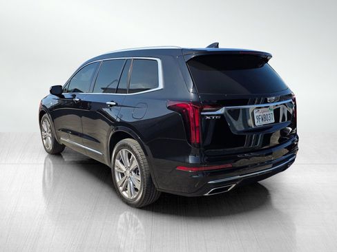 Used 2023 Cadillac XT6 Premium Luxury FWD image 4