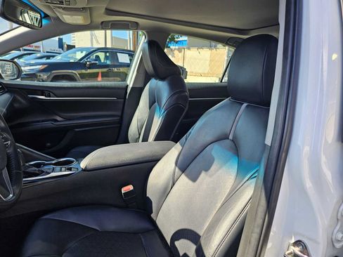 Used 2020 Toyota Camry XSE w/ Navigation Package FWD image 20