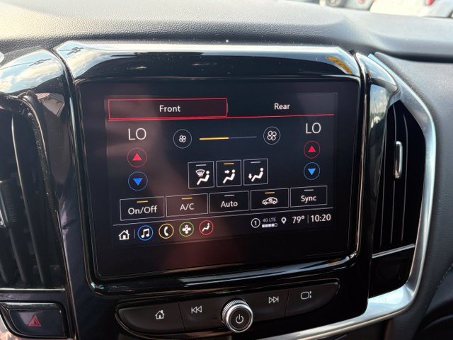 Used 2023 Chevrolet Traverse LT FWD image 18