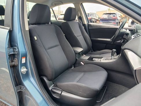 Used 2011 MAZDA MAZDA3 i Touring FWD image 13