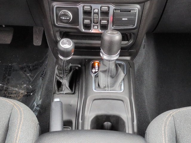 Used 2026 Jeep Wrangler Unlimited Sport AWD/4WD image 17