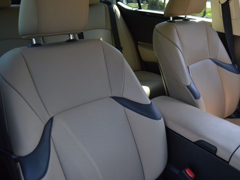 Used 2019 Lexus ES 350 w/ Premium Package FWD image 38