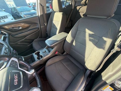 Used 2019 GMC Terrain SLE w/ Driver Convenience Package AWD/4WD image 26