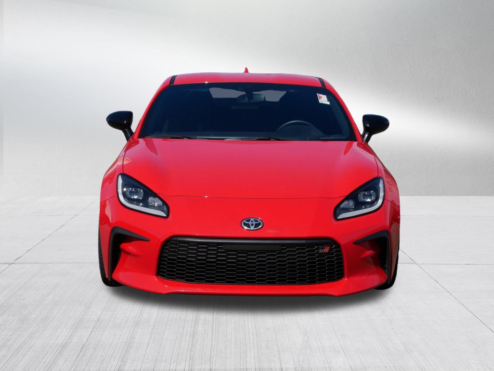 Used 2023 Toyota GR86 Premium w/ ALL Weather Mat Package (TMS) RWD image 2