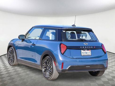 Used 2025 MINI Cooper S FWD image 8