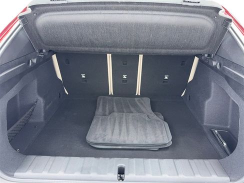 Used 2025 BMW X2 xDrive28i w/ Premium Package image 12