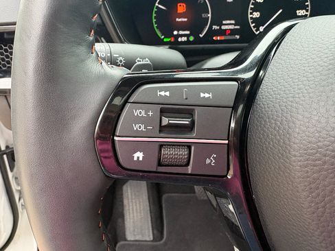 Certified 2023 Honda CR-V Sport Touring image 15