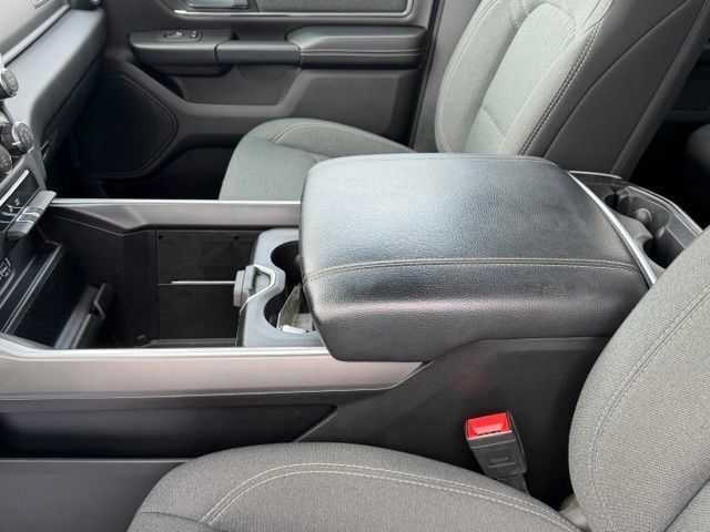 Used 2022 RAM 1500 Big Horn AWD/4WD image 35