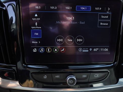 Certified 2023 Chevrolet Traverse LT w/ LT Premium Package image 28