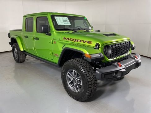 New 2025 Jeep Gladiator Mojave w/ Technology Group AWD/4WD image 2