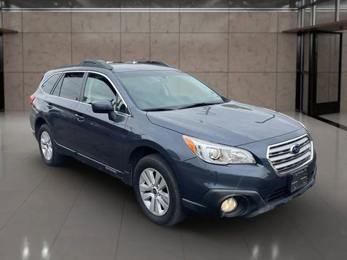 Used 2015 Subaru Outback 2.5i Premium image 6