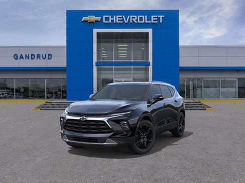 New 2026 Chevrolet Blazer LT w/ Sound & Technology Package AWD/4WD image 8