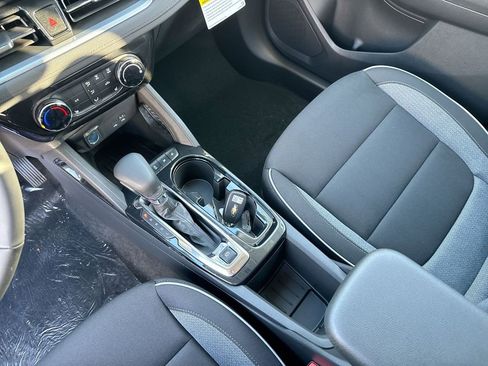 New 2026 Chevrolet TrailBlazer LT w/ LT Cold Weather Package FWD image 24