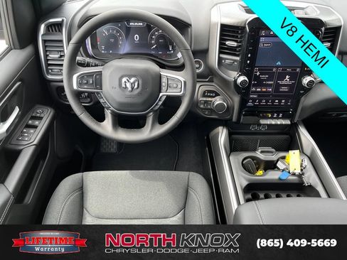 New 2026 RAM 1500 Big Horn AWD/4WD image 11