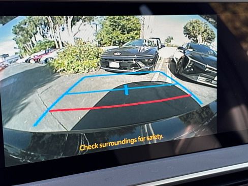 New 2027 Toyota Prius XLE FWD image 23