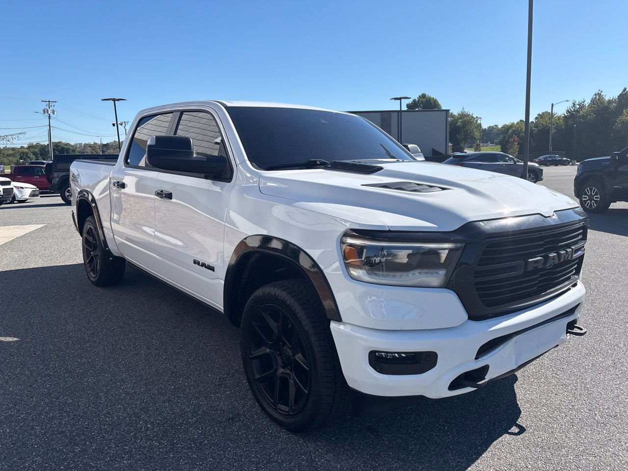 Used 2023 RAM 1500 Laramie AWD/4WD image 11